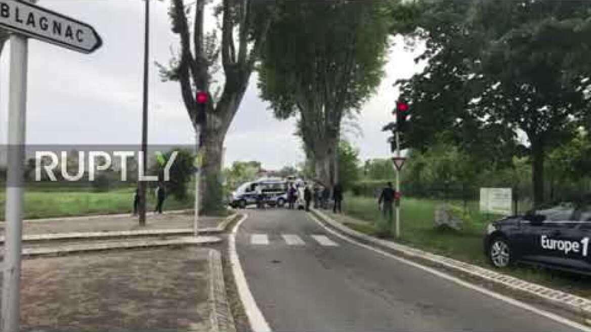 France: Police block roads after gunman takes multiple hostages in Toulouse newsagent’s