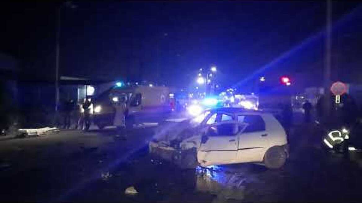 Τροχαίο στην οδό Σερρών- Νιγρίτας: Επιχείρηση απεγκλωβισμού από την πυροσβεστική (12/12/2023)