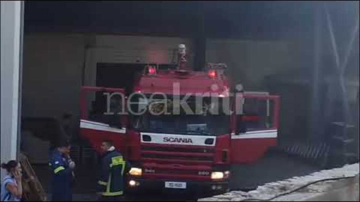 Ηράκλειο: Μεγάλη φωτιά στο ξενοδοχείο «Arina Beach» στο Κοκκίνη Χάνι (εικόνες)