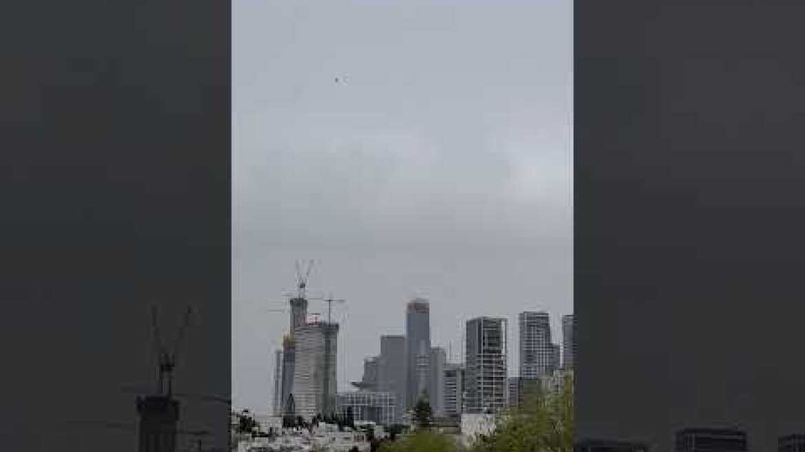 Πενταπλό κύμα πυραυλικών επιθέσεων στο Τελ Αβίβ (1)