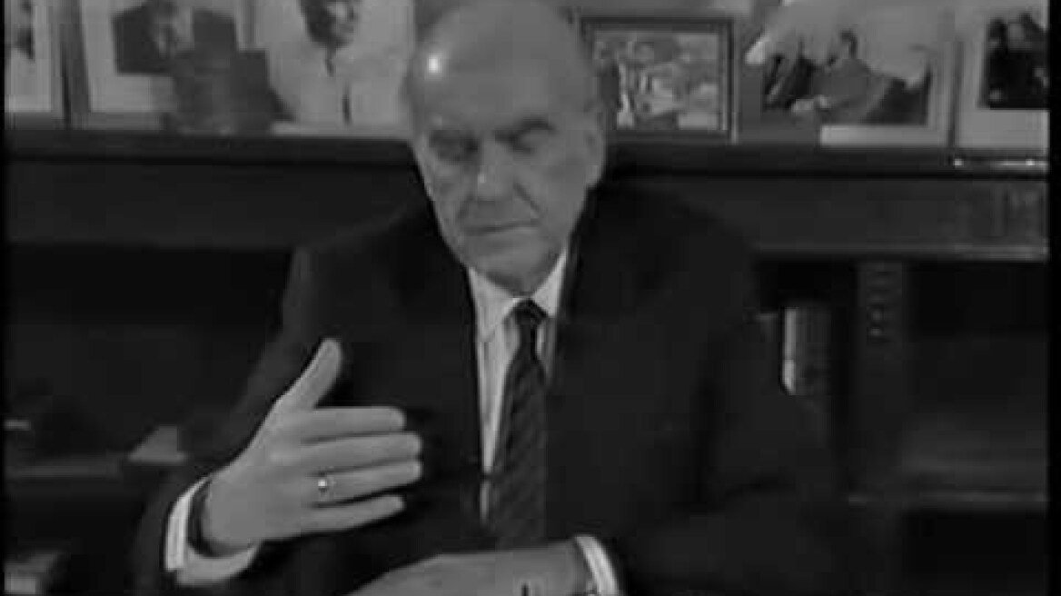 ΑΝΔΡΕΑΣ ΠΑΠΑΝΔΡΕΟΥ - ΚΑΣΤΡΙ  1989