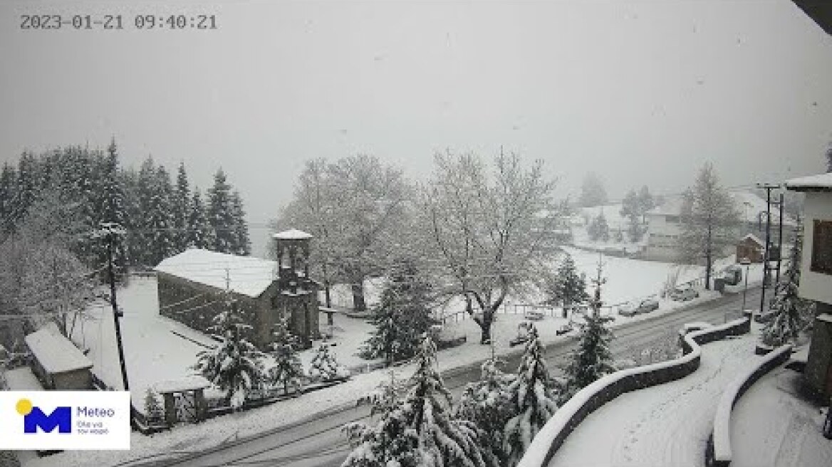 Πυκνές χιονοπτώσεις στο Μέτσοβο - 20-21 Ιανουαρίου 2023