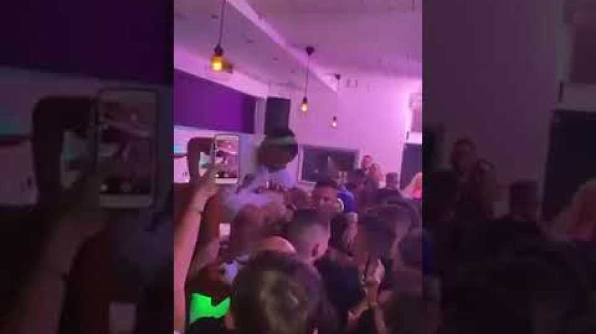 Thug slime επεισόδιο σε μαγαζί που εμφανιζόταν