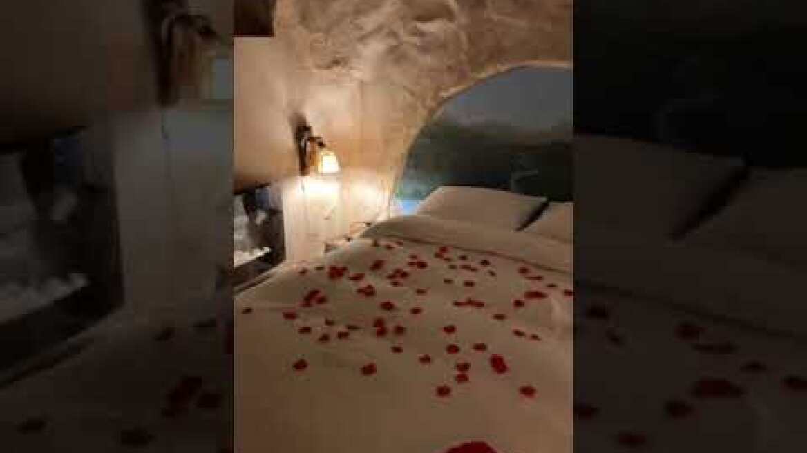 Σπυροπούλου - Σταθοκωστόπουλος: Πέρασαν το βράδυ τους σε δωμάτιο βγαλμένο από παραμύθι