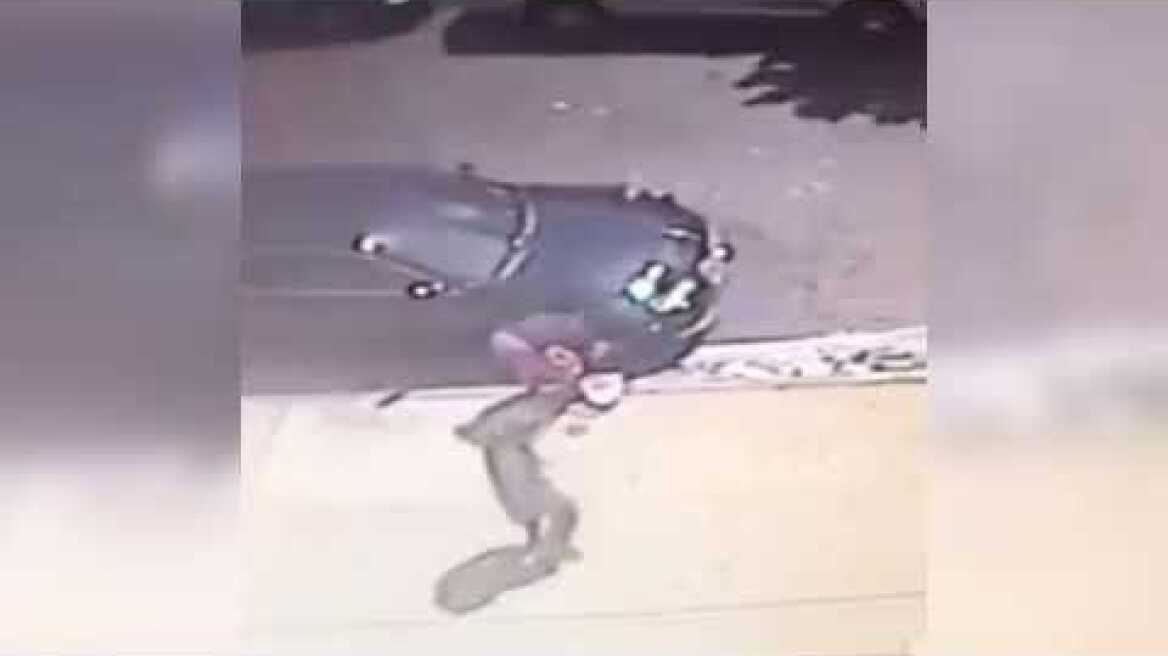 Gunman calmly shoots man in the neck while he washes car