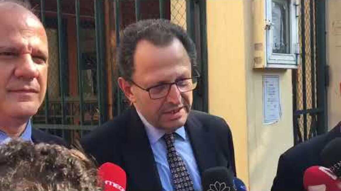 Κώτσος Γιάννης: Δικηγόρος του πατρός Αντωνίου