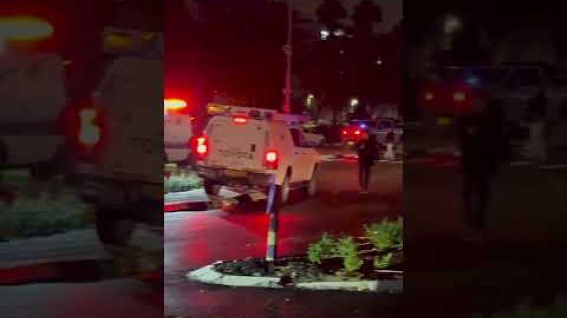 Εικόνες καταστρτοφής στο Αράντ (2)