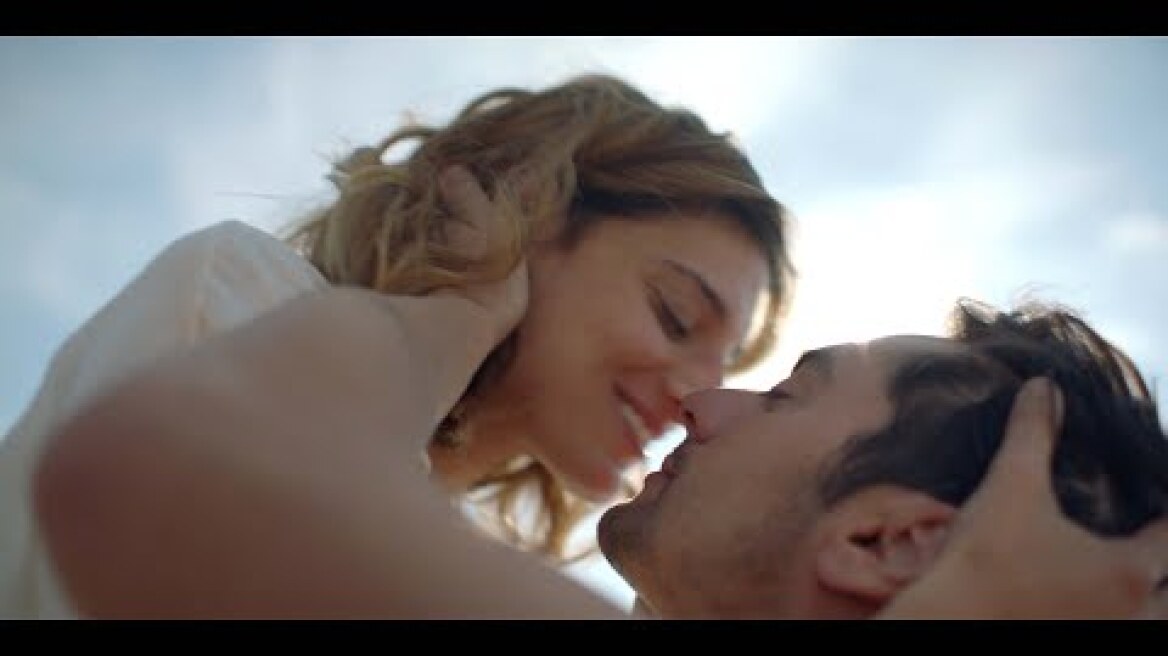 Μη με αφήσεις ποτέ