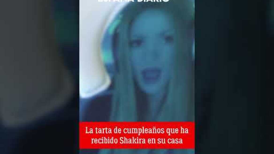 🎂 La tarta de cumpleaños que ha recibido Shakira: Casio, Ferrari, Twingo y Piqué #shorts