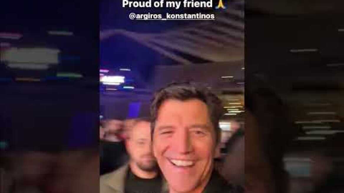 Ο Σάκης Ρουβάς στην συναυλία του Κωνσταντίνου Αργυρού