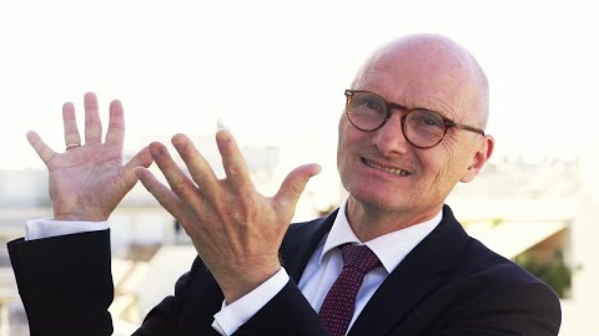 Ο Πρέσβης Αντρέας Κιντλ κάτι ετοιμάζει