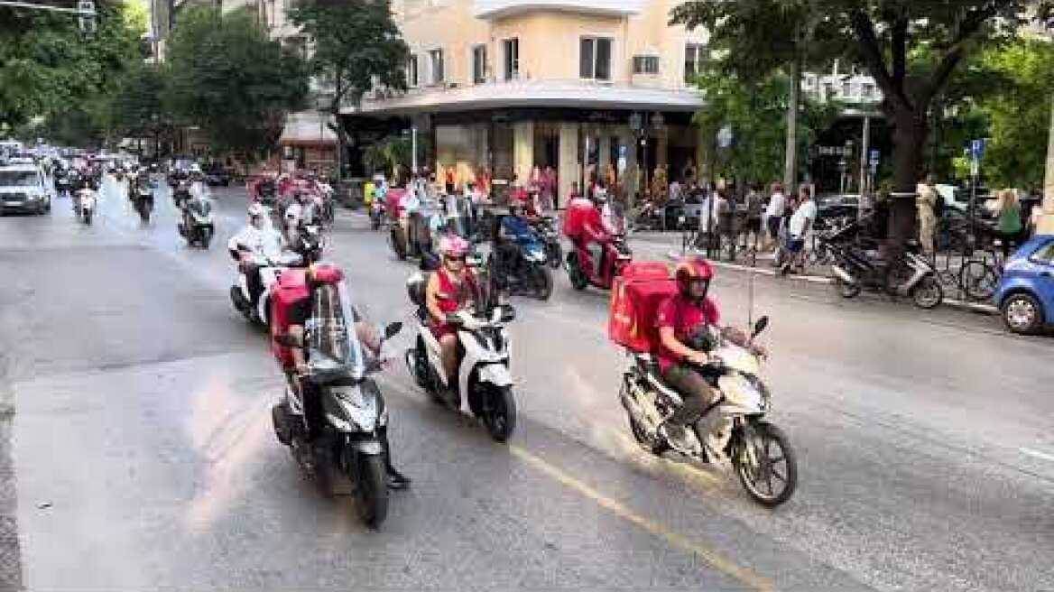 Thestival.gr Διαμαρτυρία διανομέων για τον θάνατο συναδέλφου τους στη Θεσσαλονίκη