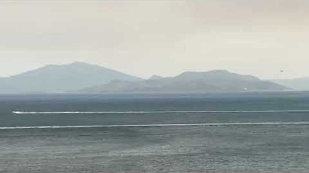 H εκκένωση από θάλασσα στη Νέα Αγχίαλο