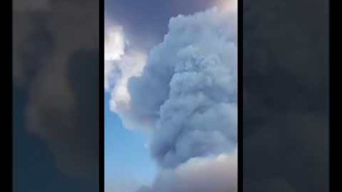 Volcano erupts on Italian island of Stromboli , Sicilia