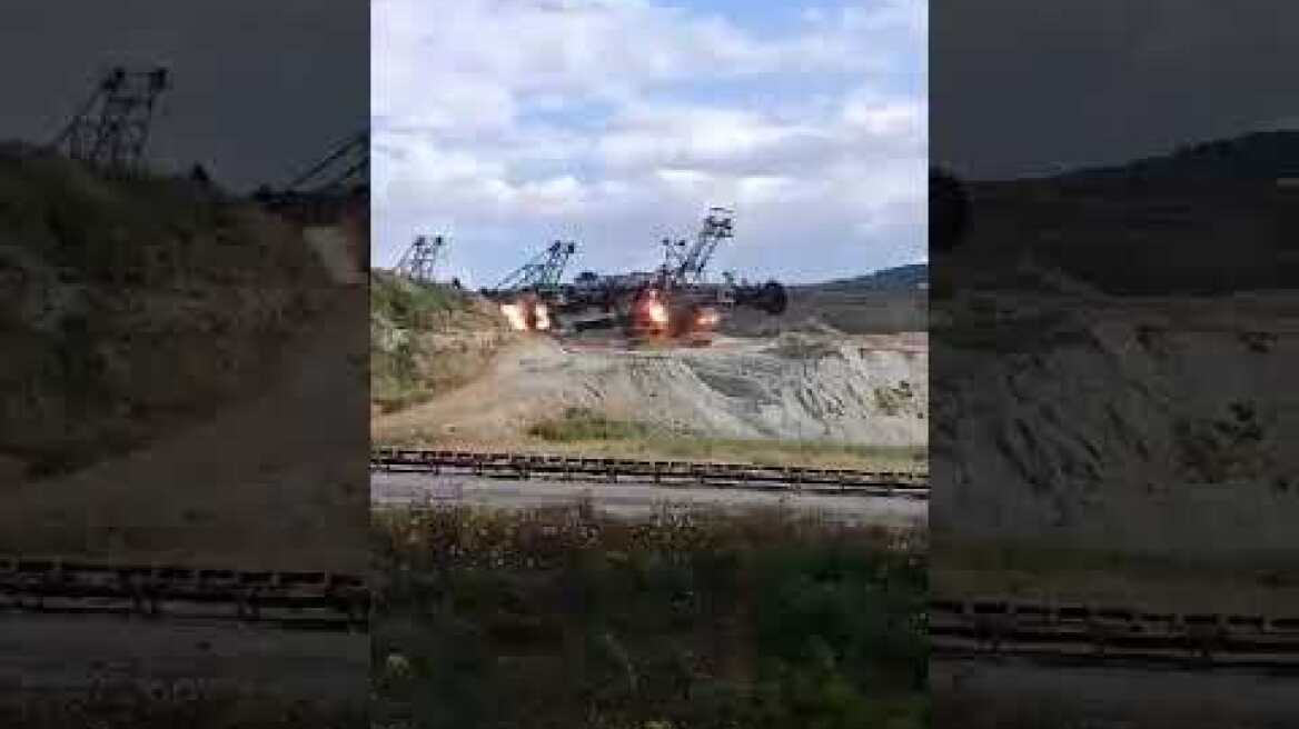 kozan.gr: Aνατίναξη εκσκαφέων στο Ορυχείο Μαυροπηγής - Aναρτηση Καραβασιλη
