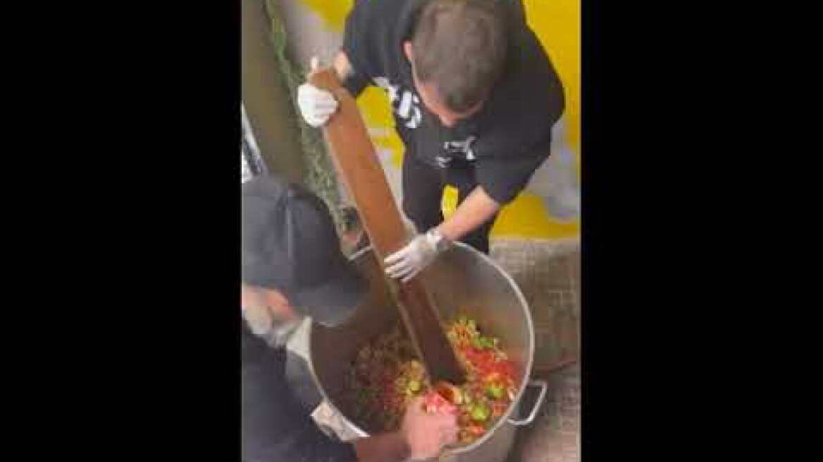 Ο Γιώργος Μαζωνάκης μαγειρεύει για το  "Ο άλλος άνθρωπος"