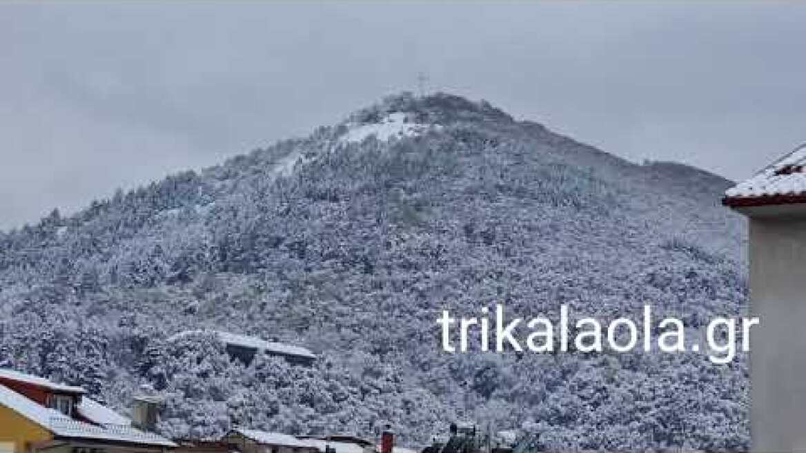 Το πρώτο χορταστικό χιόνι στα λευκά ξύπνησε η όμορφη πόλη της Φλώρινας πανέμορφες εικόνες 16-11-2024