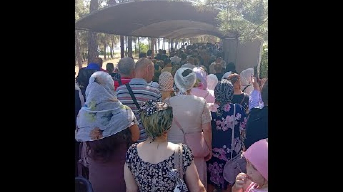 ΑΤΕΛΕΙΩΤΕΣ ΟΥΡΕΣ ΣΤΗ ΣΟΥΡΩΤΗ ΓΙΑ ΤΟΝ ΑΓΙΟ ΠΑΙΣΙΟ