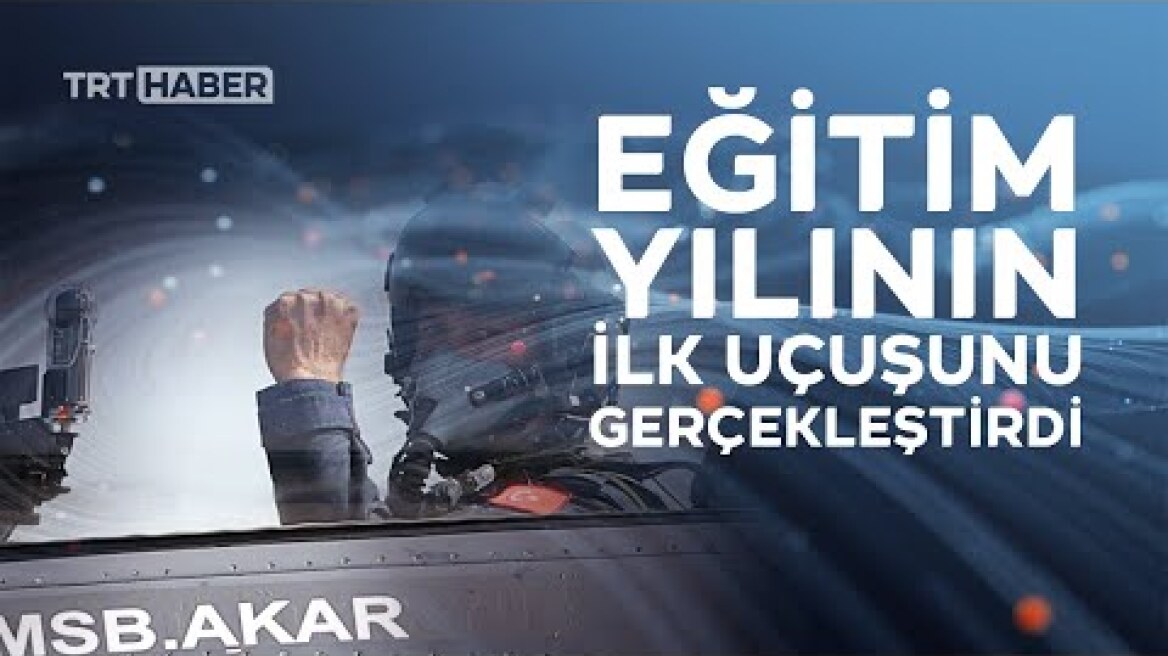 Bakan Akar F-16 kokpitinde