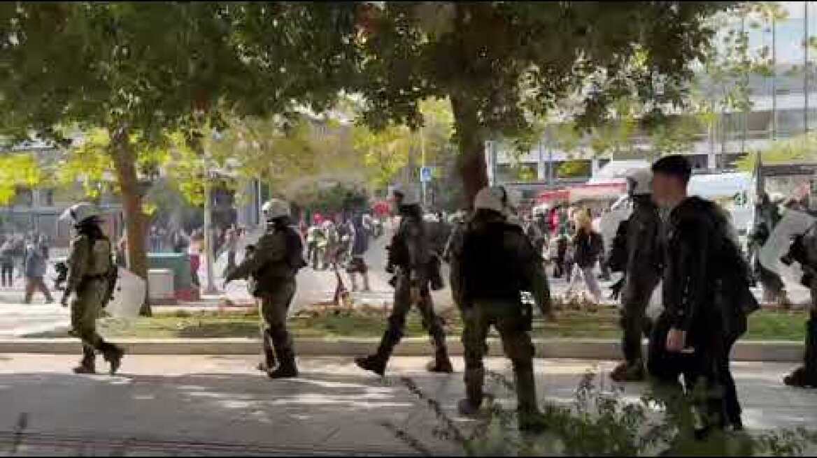 Ξεκίνησε η πορεία στη μνήμη του Αλέξανδρου Γρηγορόπουλου (5)