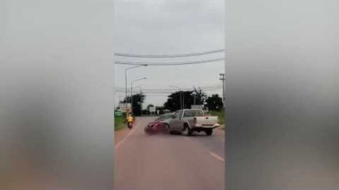 Η τρελή πορεία ενός μεθυσμένου οδηγού