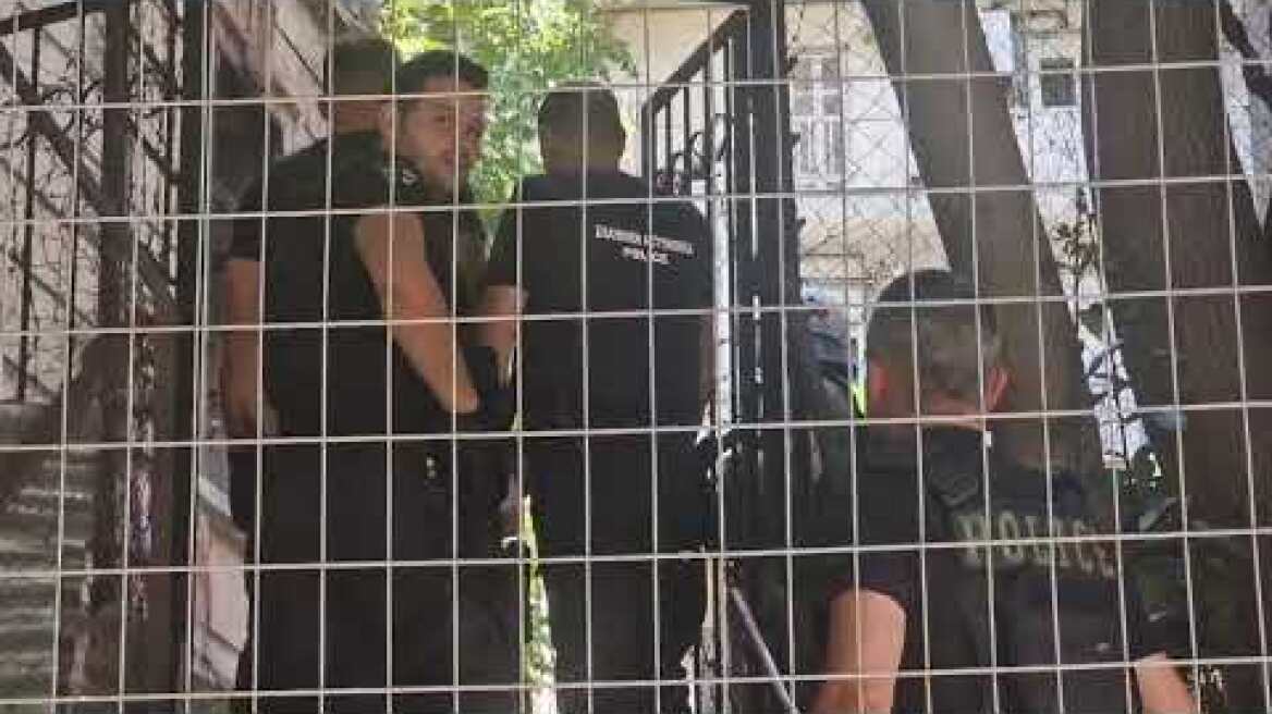 Αστυνομική επιχείρηση στην κατάληψη Libertatia (2)