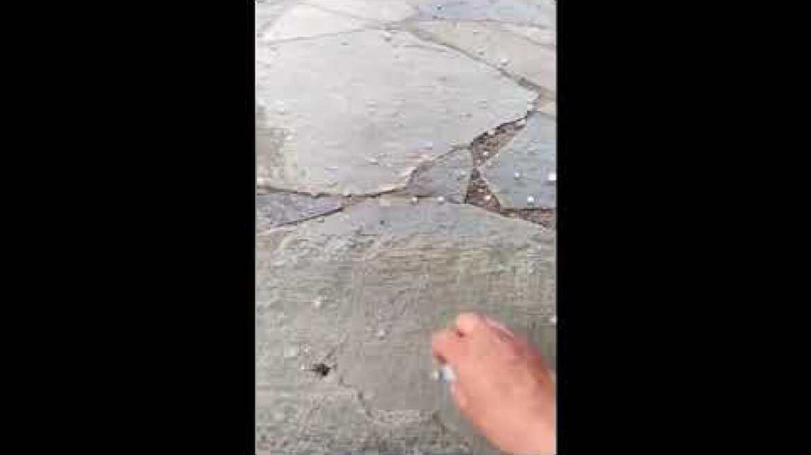 kozan.gr: To "έριξε" για τα καλά, το χαλάζι, στο Καπνοχώρι Κοζάνης.