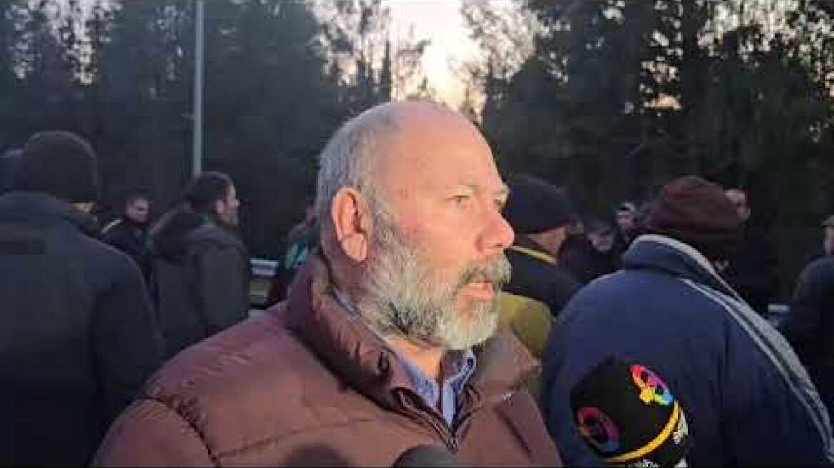 Αγρότες από τον μπλόκο της Γυρτώνης (1)