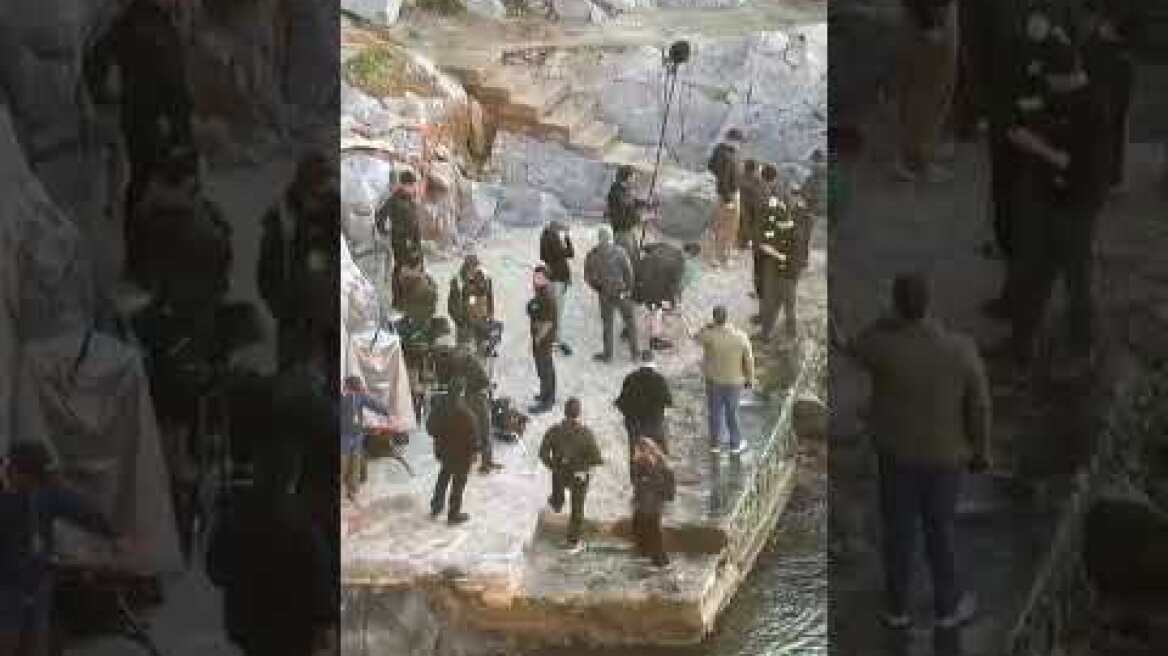 Εικόνες από τα γυρίσματα της ταινίας του Μπράντ Πιτ στην Ύδρα