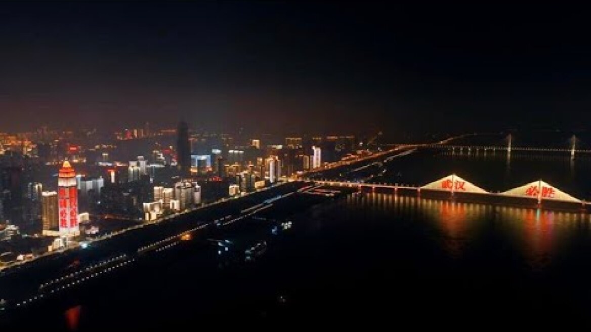 Live: CGTN offers first look at reopening of Wuhan after months on lockdown武汉解封在即 首个离汉通道开启