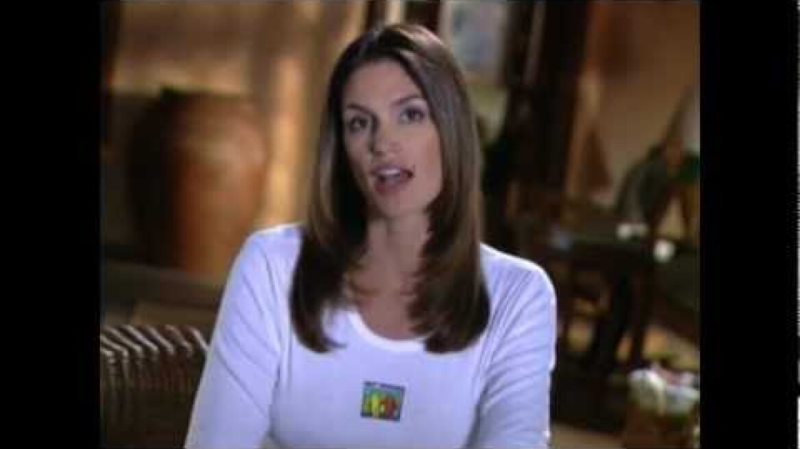 Cindy Crawford for Best Buddies (2001)