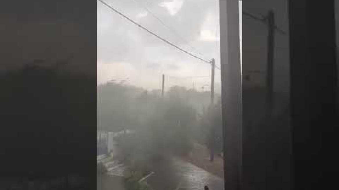 Σφοδρή χαλαζόπτωση στον Πλάτανο