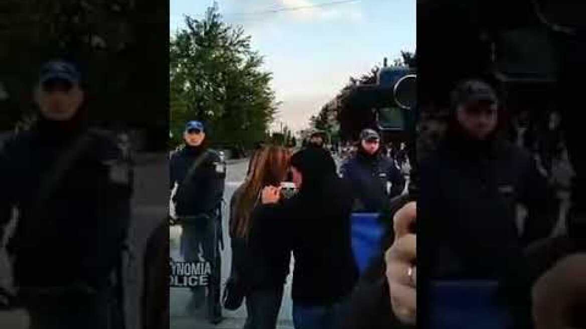 Αποδοκίμασαν στη Δράμα Παπαδημούλη, Μουζάλα και Καλπάκη (3)