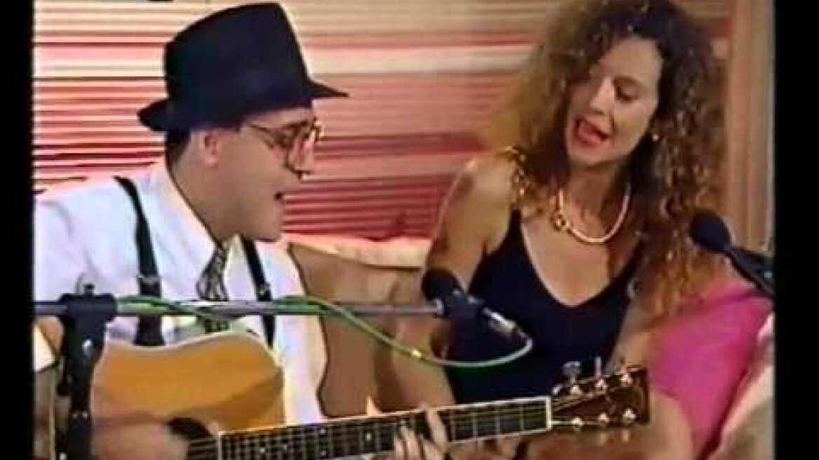 TASOS & ΕΛΕΝΗ ΔΗΜΟΥ - ΜΕ ΤΣΙΓΑΡΑΚΙ