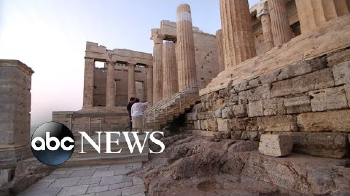 Greece prepares to reopen its doors to international tourists