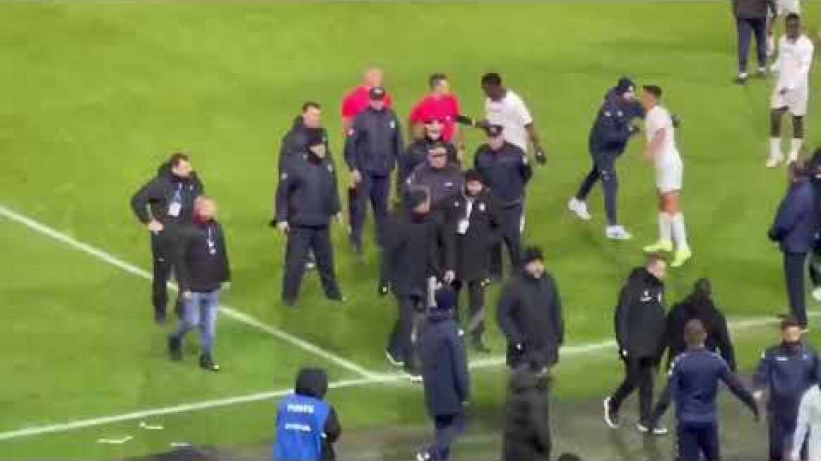 Ένταση στο γήπεδο της Τούμπας