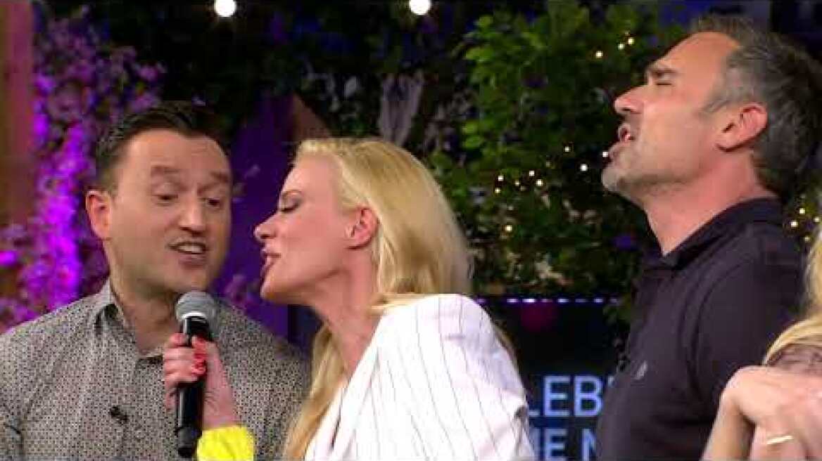 Celebrity Game Night | To reunion του Παρά Πέντε -"Φιλί Φιλί"