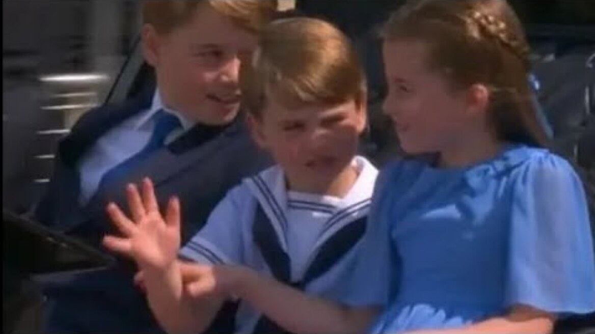 FULL VİDEO! Princess Charlotte shuts down Prince Louis as royal proudly waves at crowds!