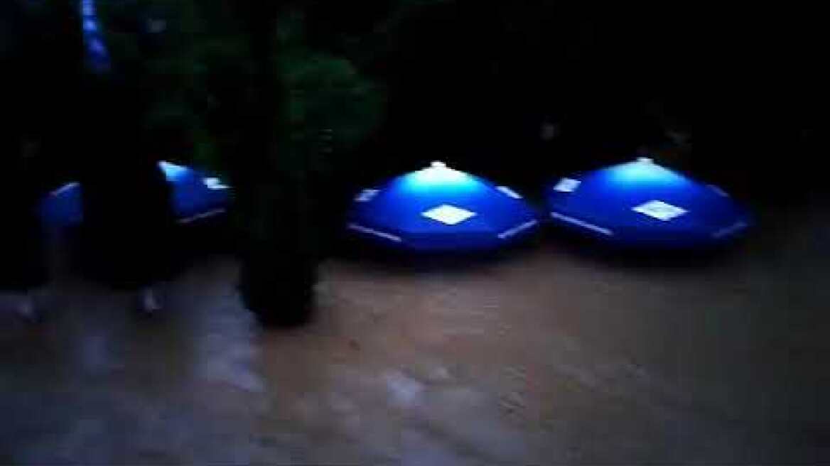 Κακοκαιρία (2) Βίντεο από την καταστροφή του Ελληνικού εστιατορίου