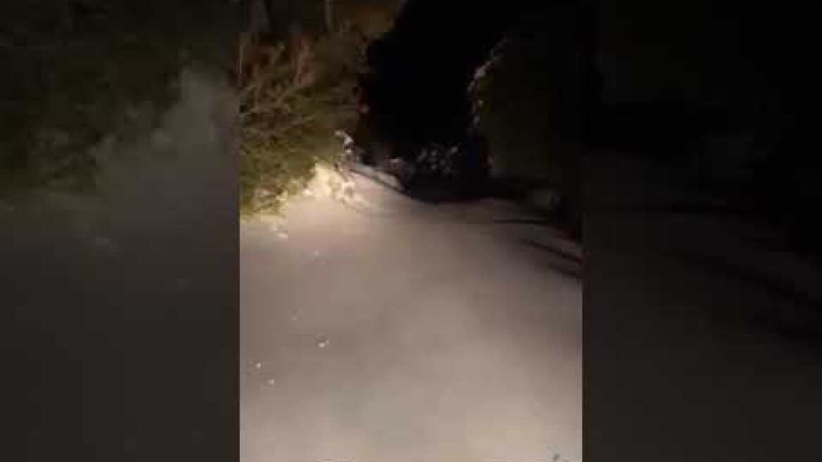 Καρέ-καρέ η διάσωση της οικογένειας που εγκλωβίστηκε στα χιόνια2