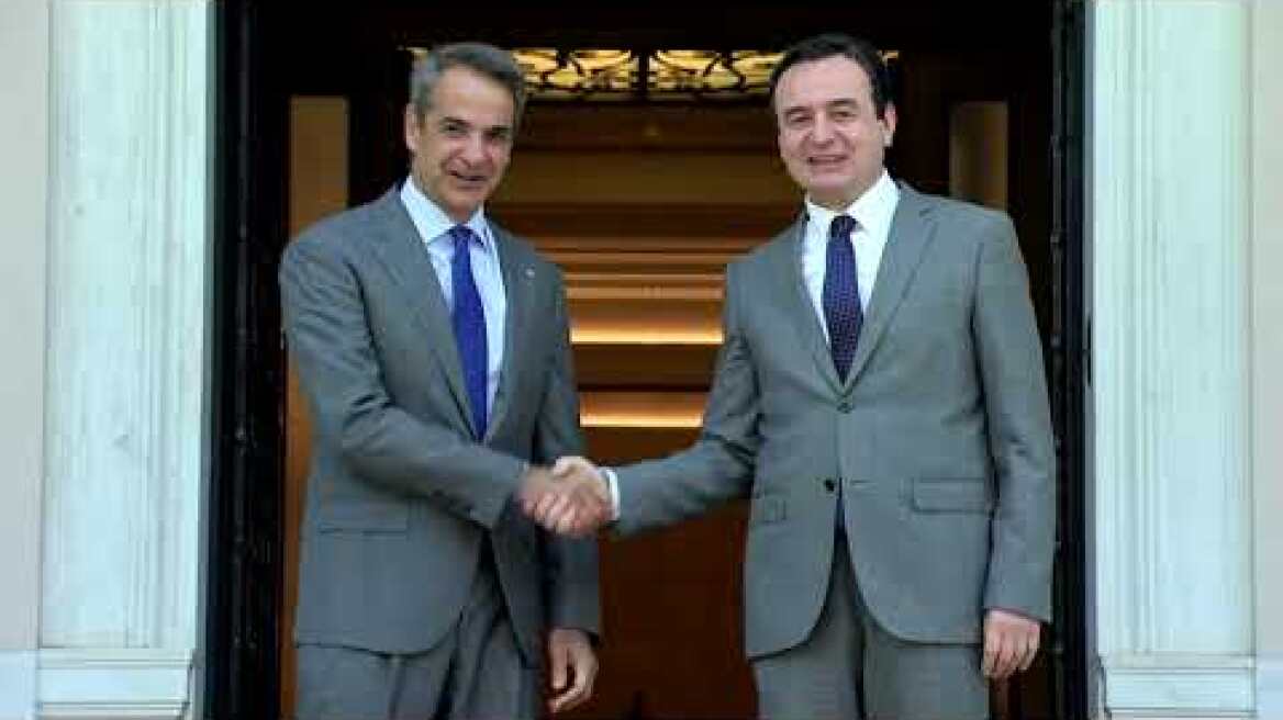 Συνάντηση Μητσοτάκης με τον πρόεδρο Σερβίας