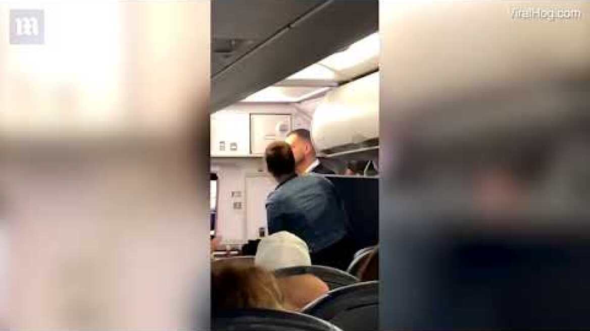 Drunk Spirit Airlines passenger flashes plane and goes on rant #MrPakTrends Insurance