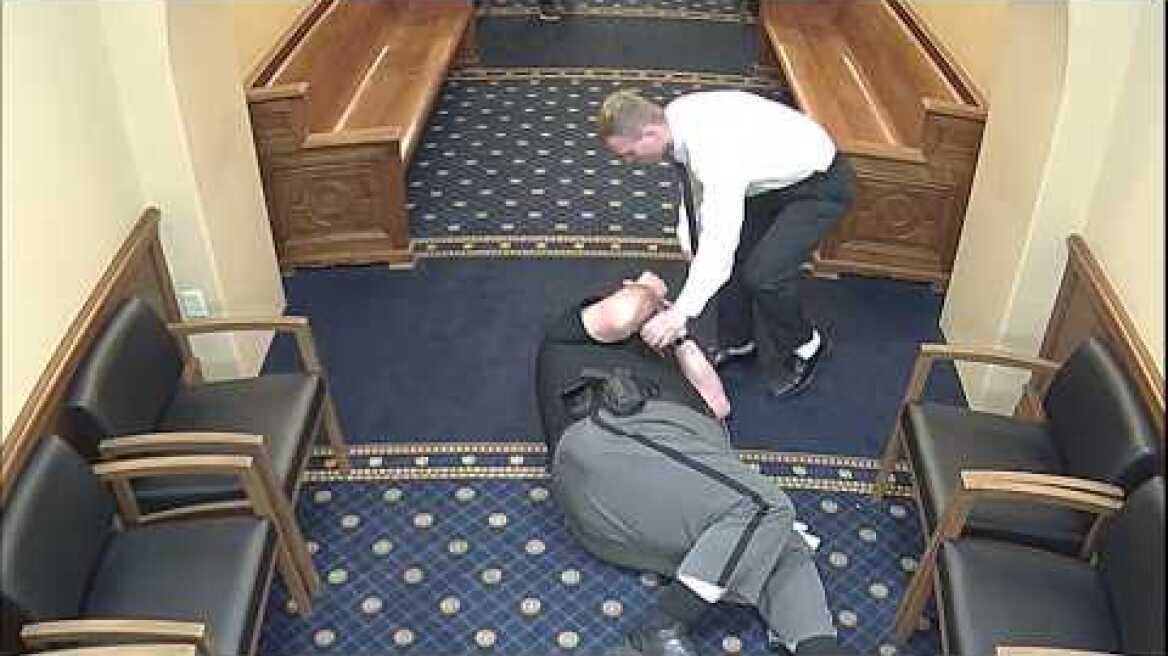 Dash For Freedom: Ohio Inmate Breaks Cuffs And Fights Deputies In Courthouse Attack