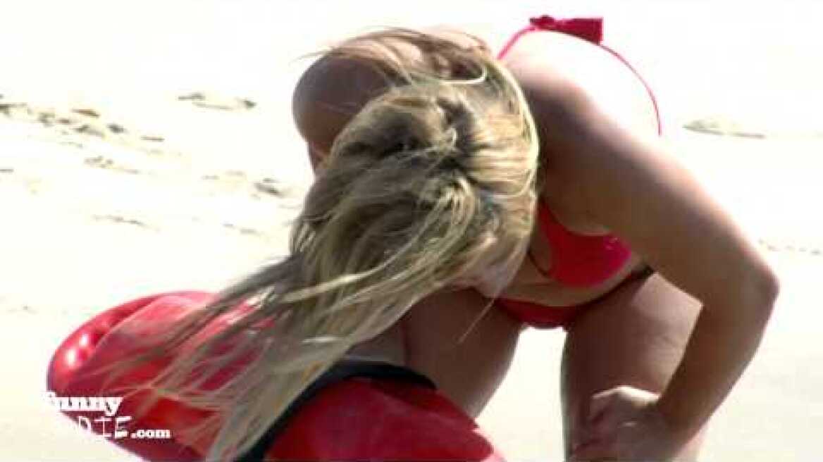 Nicole Eggert is BACK IN BAYWATCH!