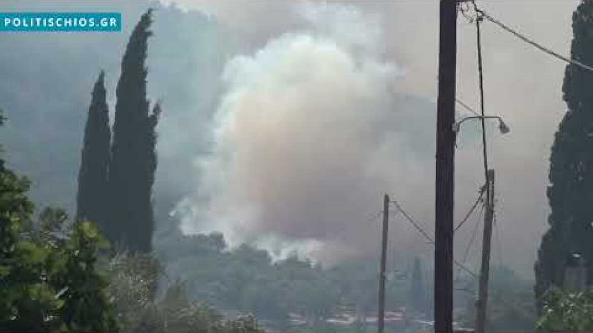 Μεγάλη πυρκαγιά στη Χίο - Πλάνα από Κόρης Γεφύρι - Δαφνώνα