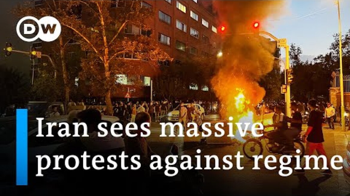 Iran: Internet disrupted amid mass protests | DW News