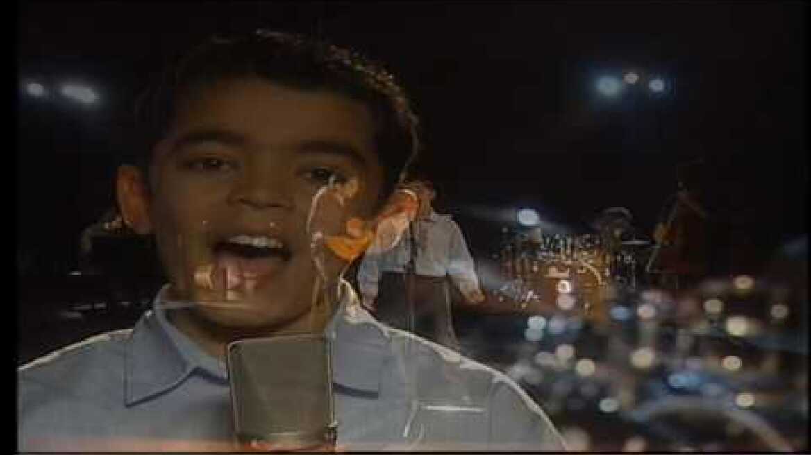 Χρήστος Σαντικάι - Ο μικρός τυμπανιστής - Official Video Clip