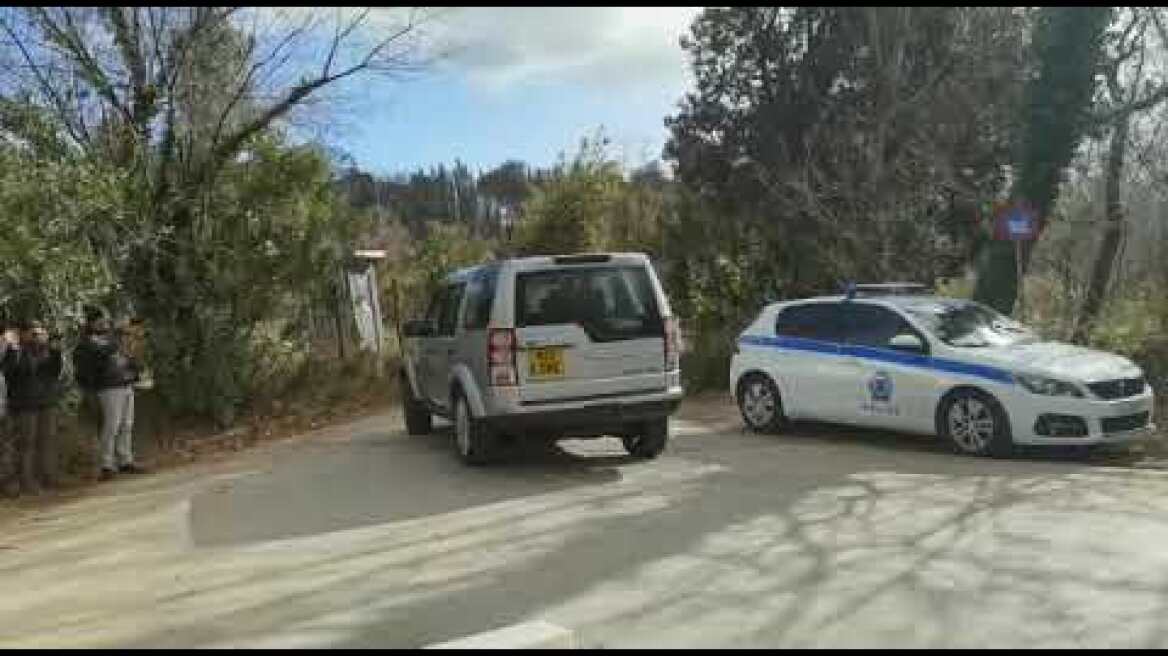 Νικόλαος-Μπλάτνικ, Παύλος-Μαρί Σαντάλ, Άννα-Μαρία στο Τατόι για το τρισάγιο του Κωνσταντίνου