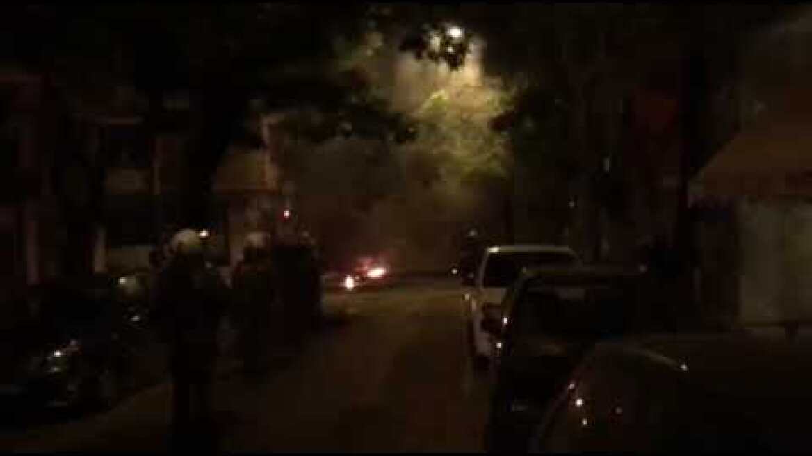 Επεισόδια στη Χ. Τρικούπη μετά την πορεία για τον Κουφοντίνα