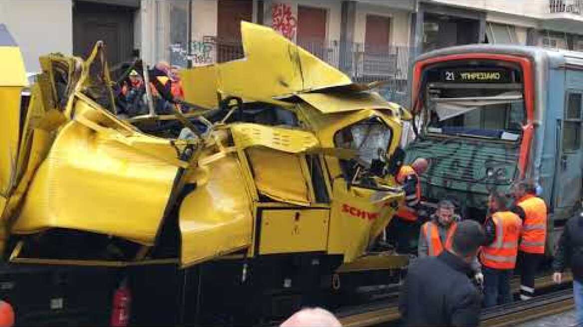 Σύγκρουση βαγονιών στο σταθμό του Αγίου Νικολάου